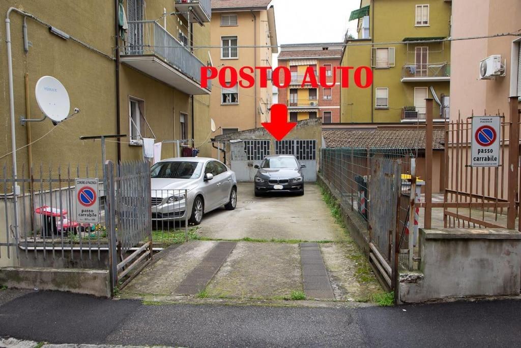 Appartamento Grazioso Con Parcheggio Privato Piacenza Zewnętrze zdjęcie